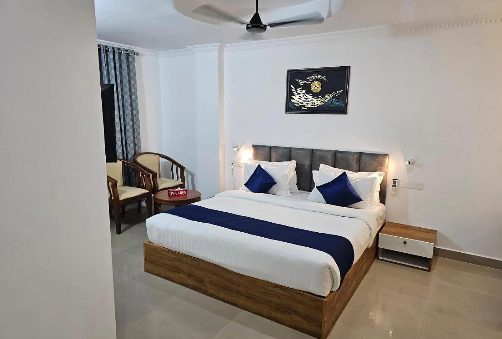 Pearl Residency Hotell Ayoor