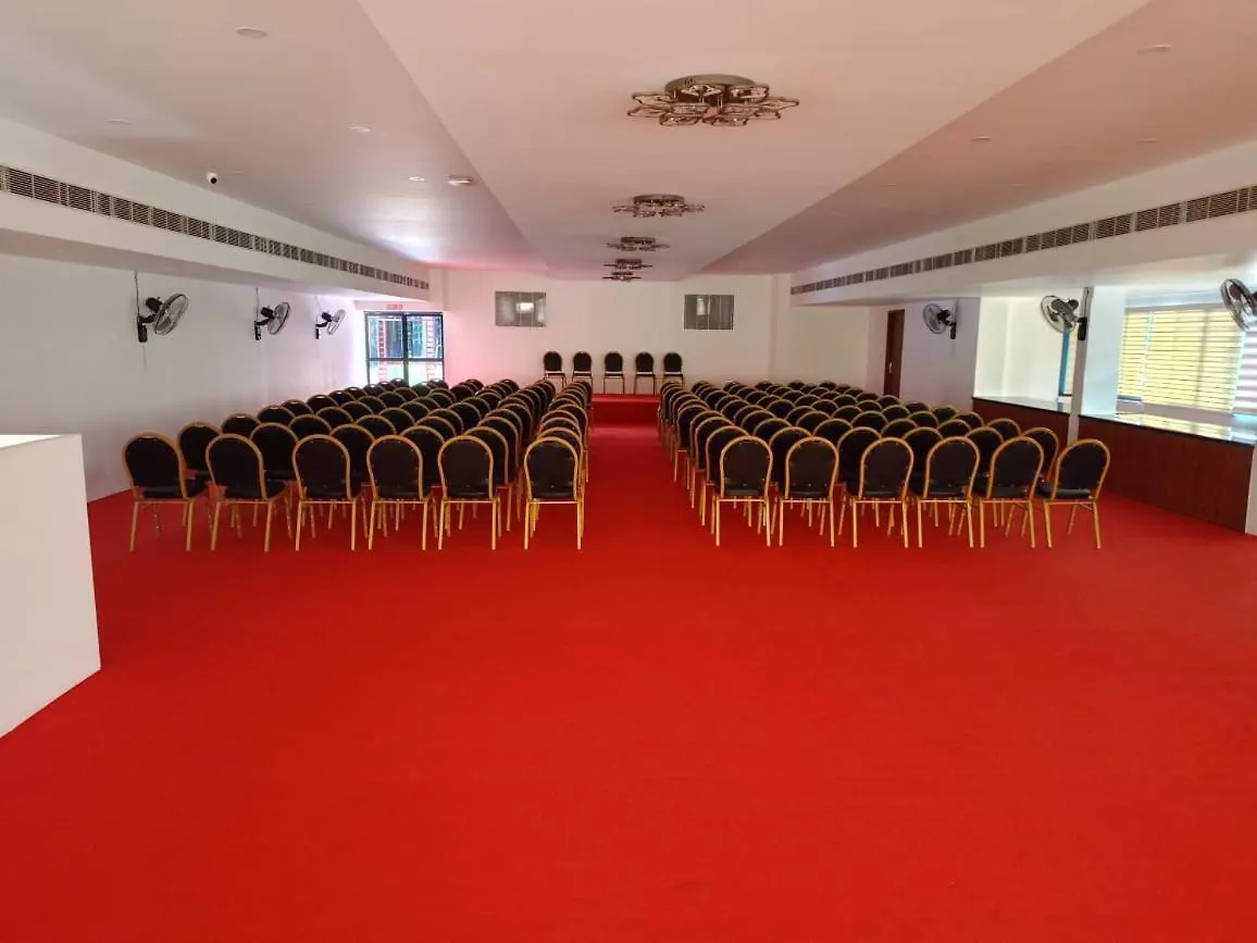 Pearl Residency Hotell Ayoor