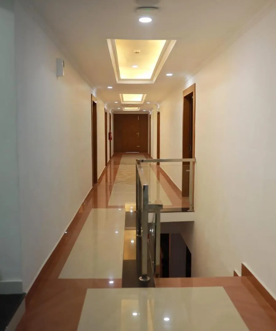 Hotel Pearl Residency Ayoor